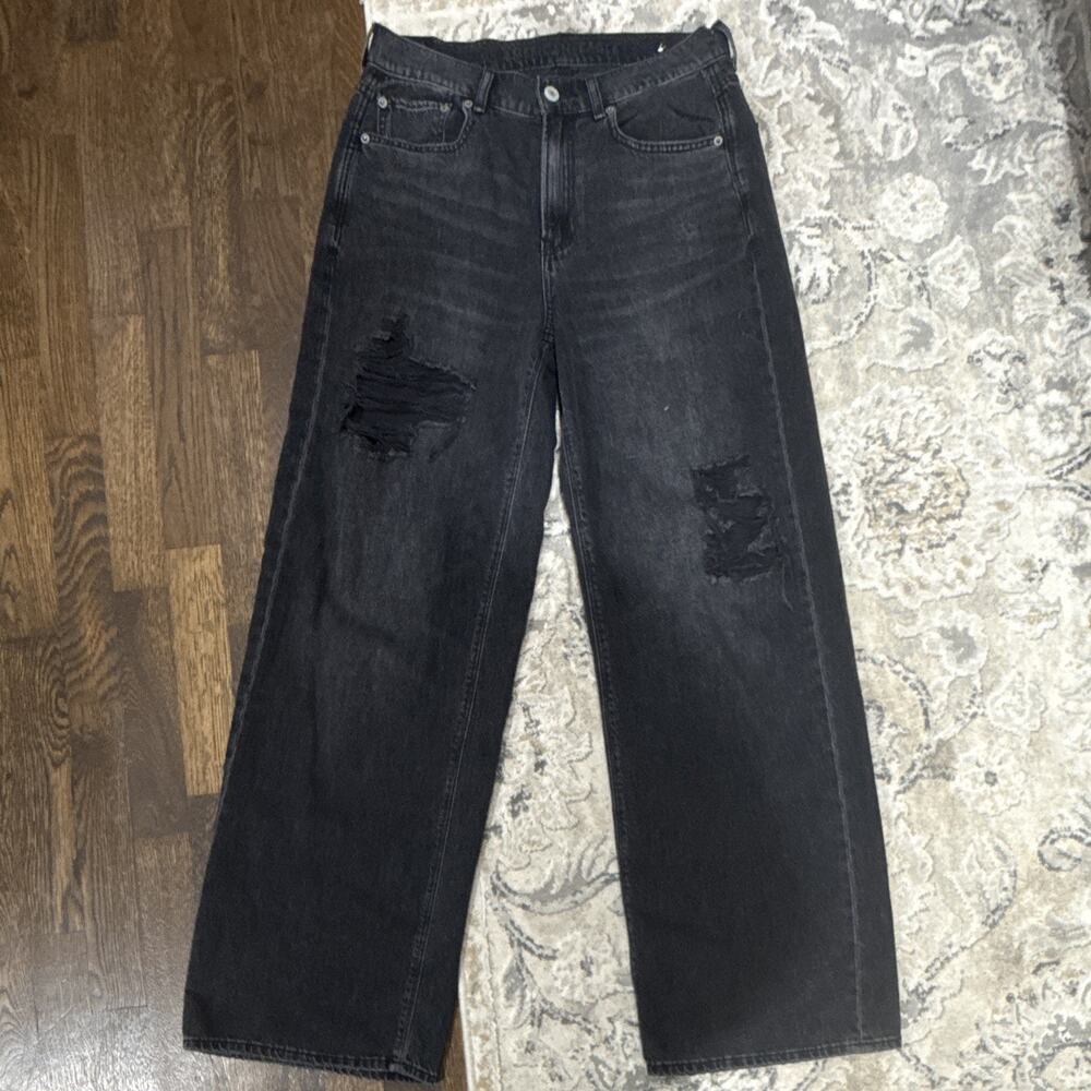 American Eagle Black Distressed Wide Leg Mom Jeans Size 6 High Rise